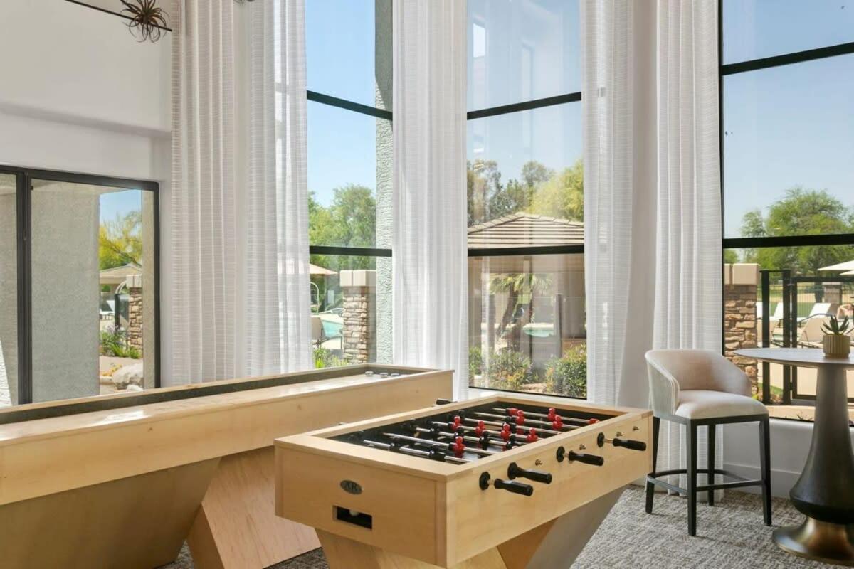 Apartment 2br Cozysuites At Kierland Commons With Pool #09 Scottsdale