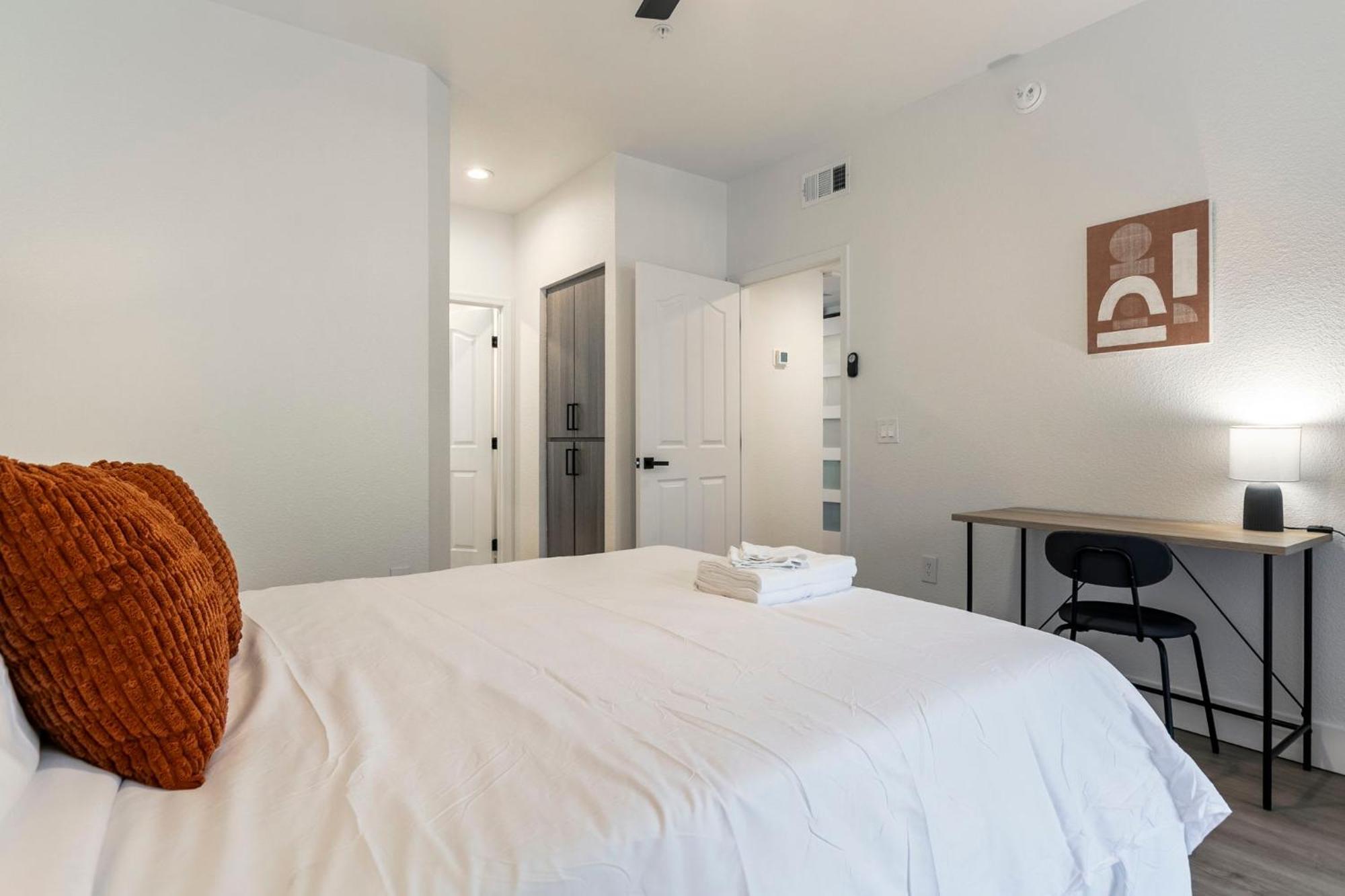 2br Cozysuites At Kierland Commons With Pool #09 Apartment Scottsdale
